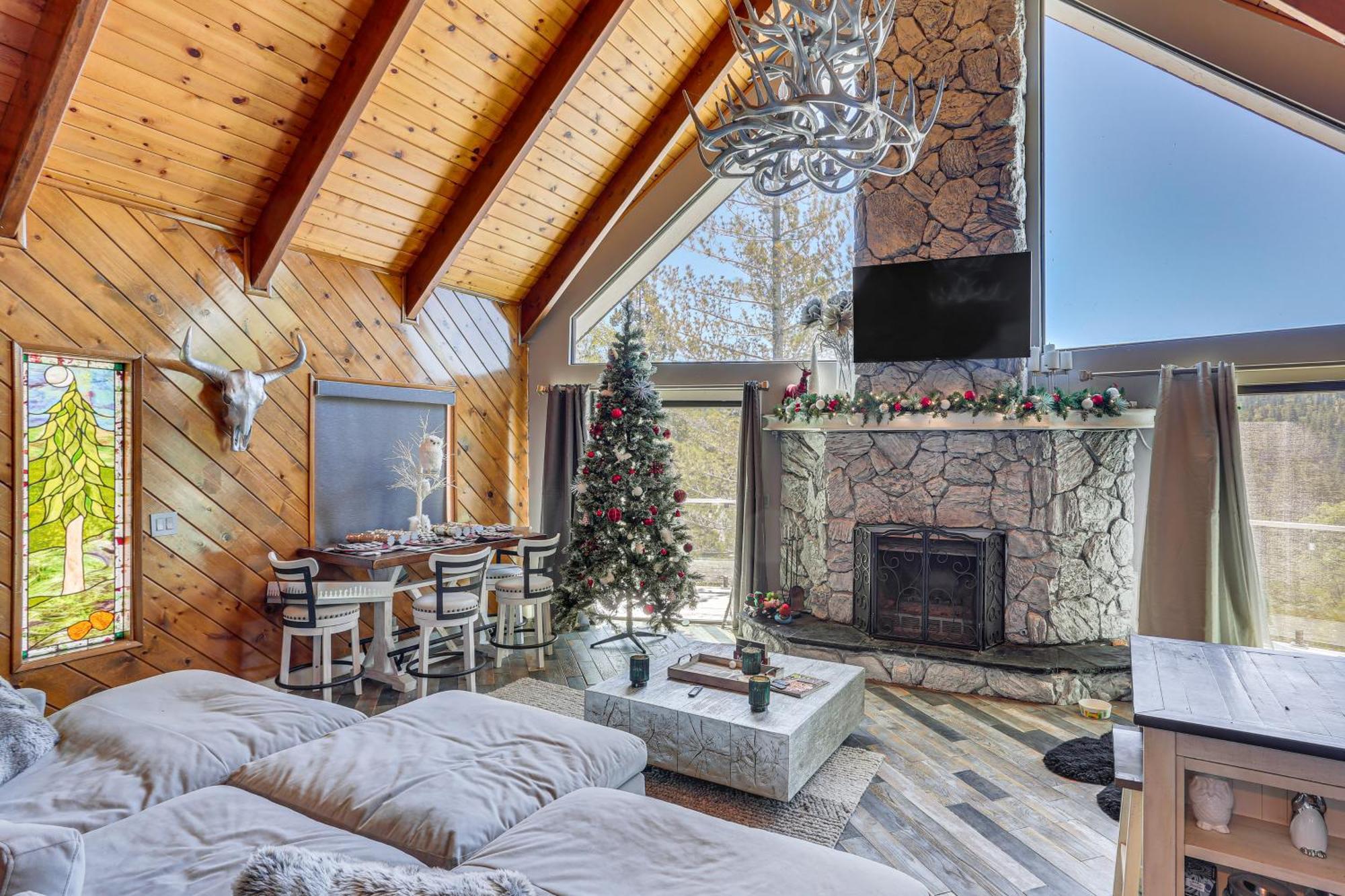 Lake Arrowhead Cabin With Hot Tub And Mountain Views! Екстер'єр фото