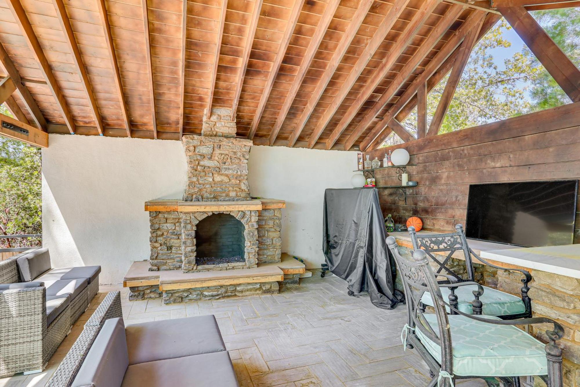 Lake Arrowhead Cabin With Hot Tub And Mountain Views! Екстер'єр фото